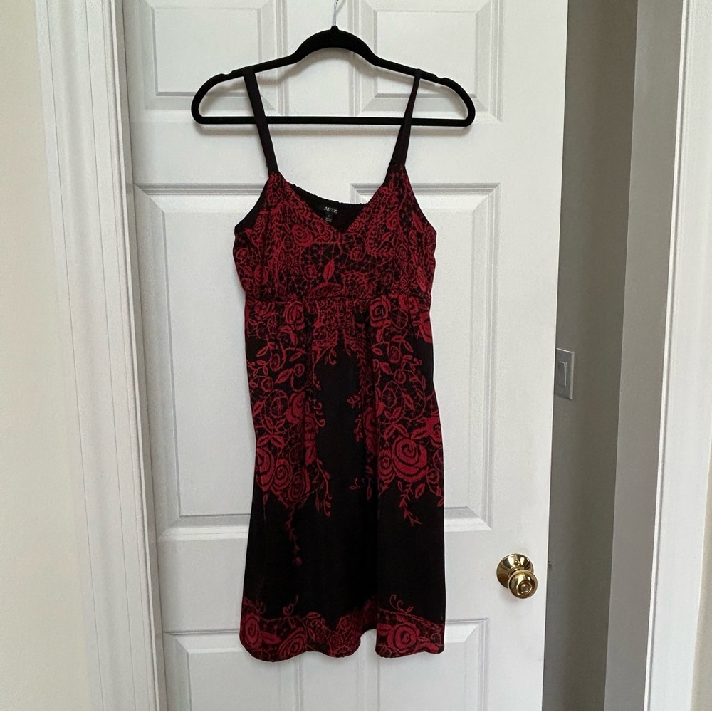 Red and Black Floral Accent Dress Size Medium